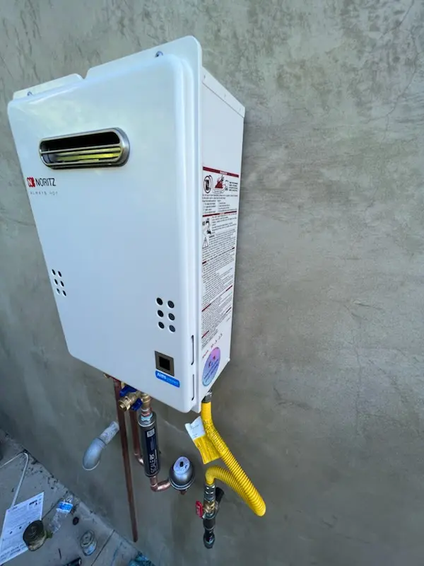 Tankless water heater installation for Pine Grove Park homes